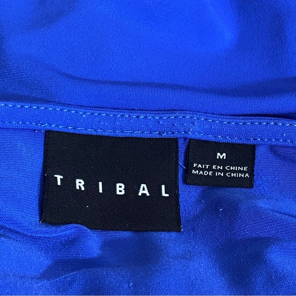 TRIBAL Brand sleeveless gathered front metal accents slinky polyester knit top M - Picture 5 of 6